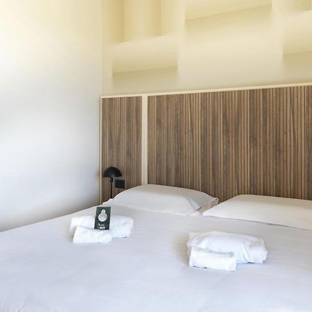B&B Hotel Pomezia Cortese Экстерьер фото