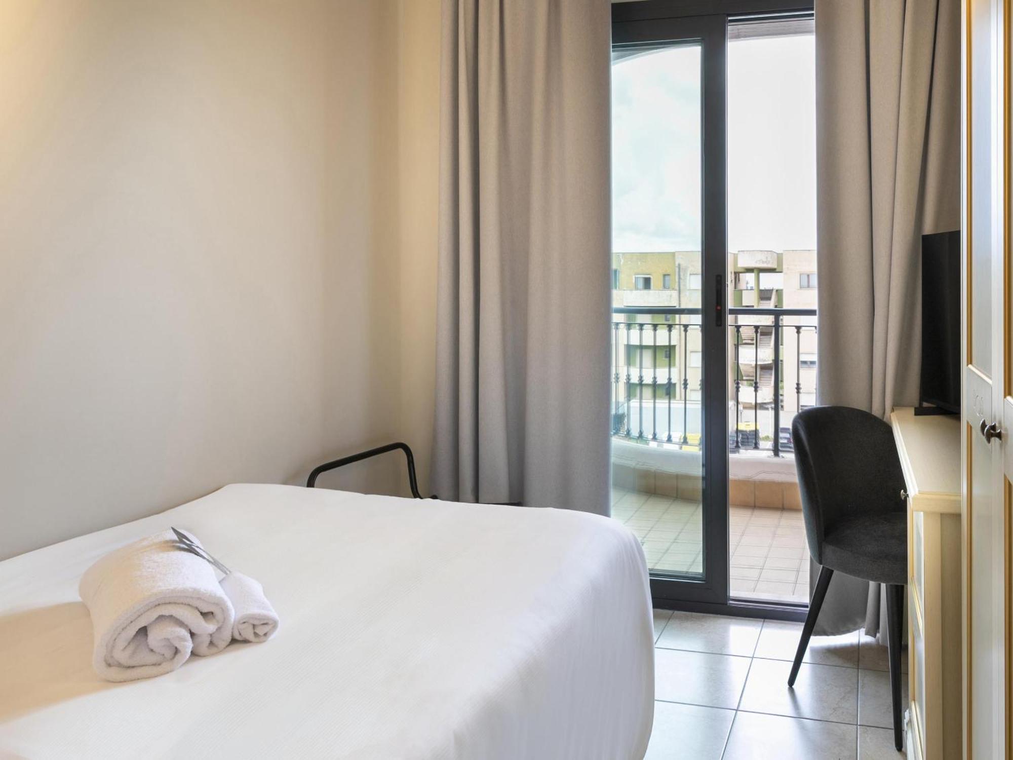 B&B Hotel Pomezia Cortese Экстерьер фото