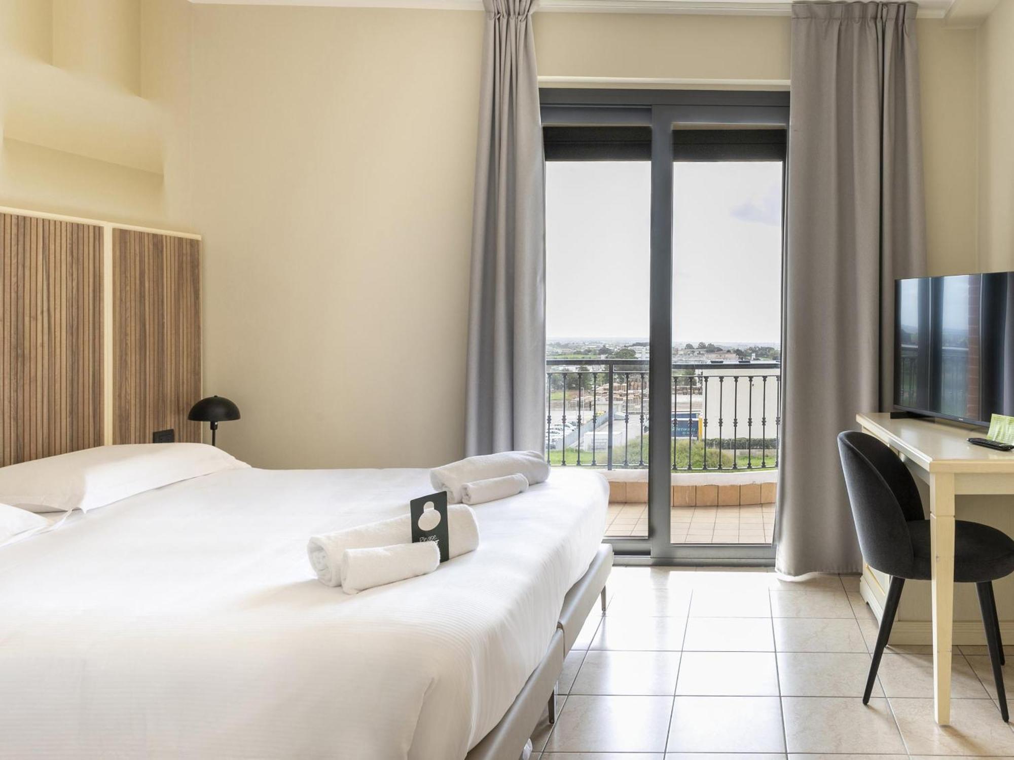 B&B Hotel Pomezia Cortese Экстерьер фото