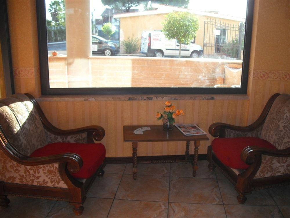 B&B Hotel Pomezia Cortese Экстерьер фото